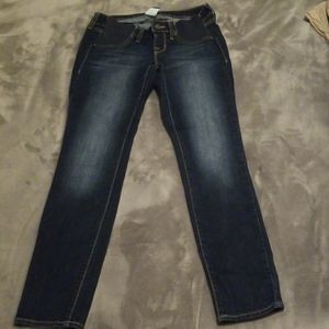 Maternity skinny jeans 2